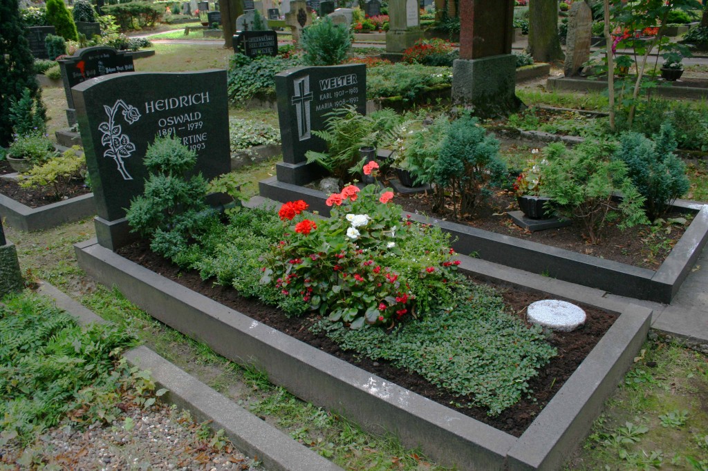 Grabgestaltung - Garten- und Grabpflege Falko Sparr Mainz